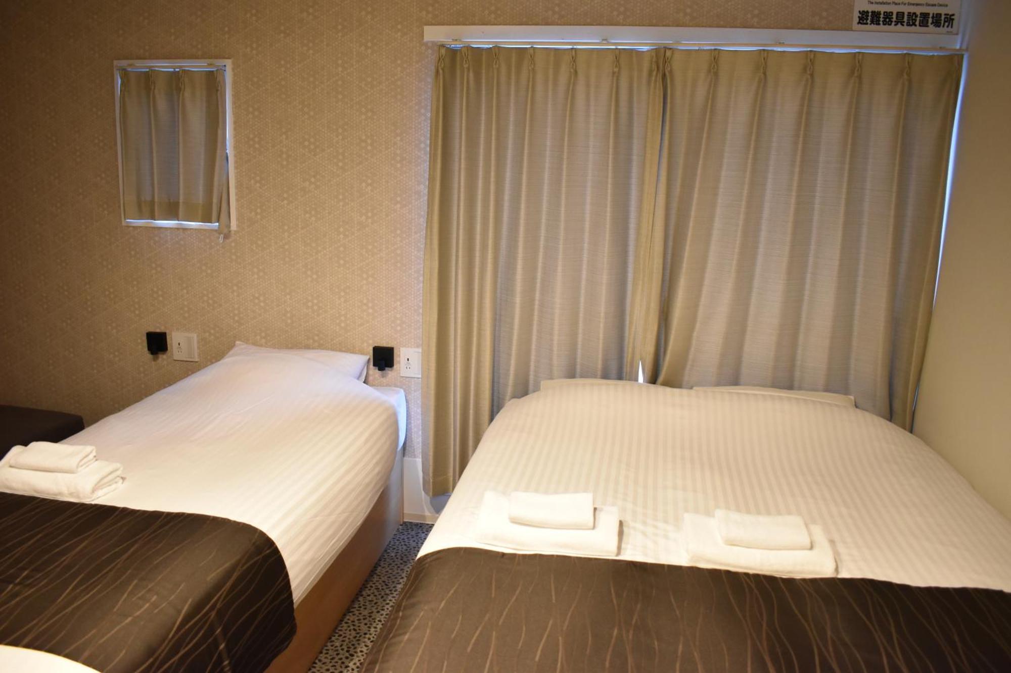 Hotel Shinsaibashi House Ōsaka Zimmer foto
