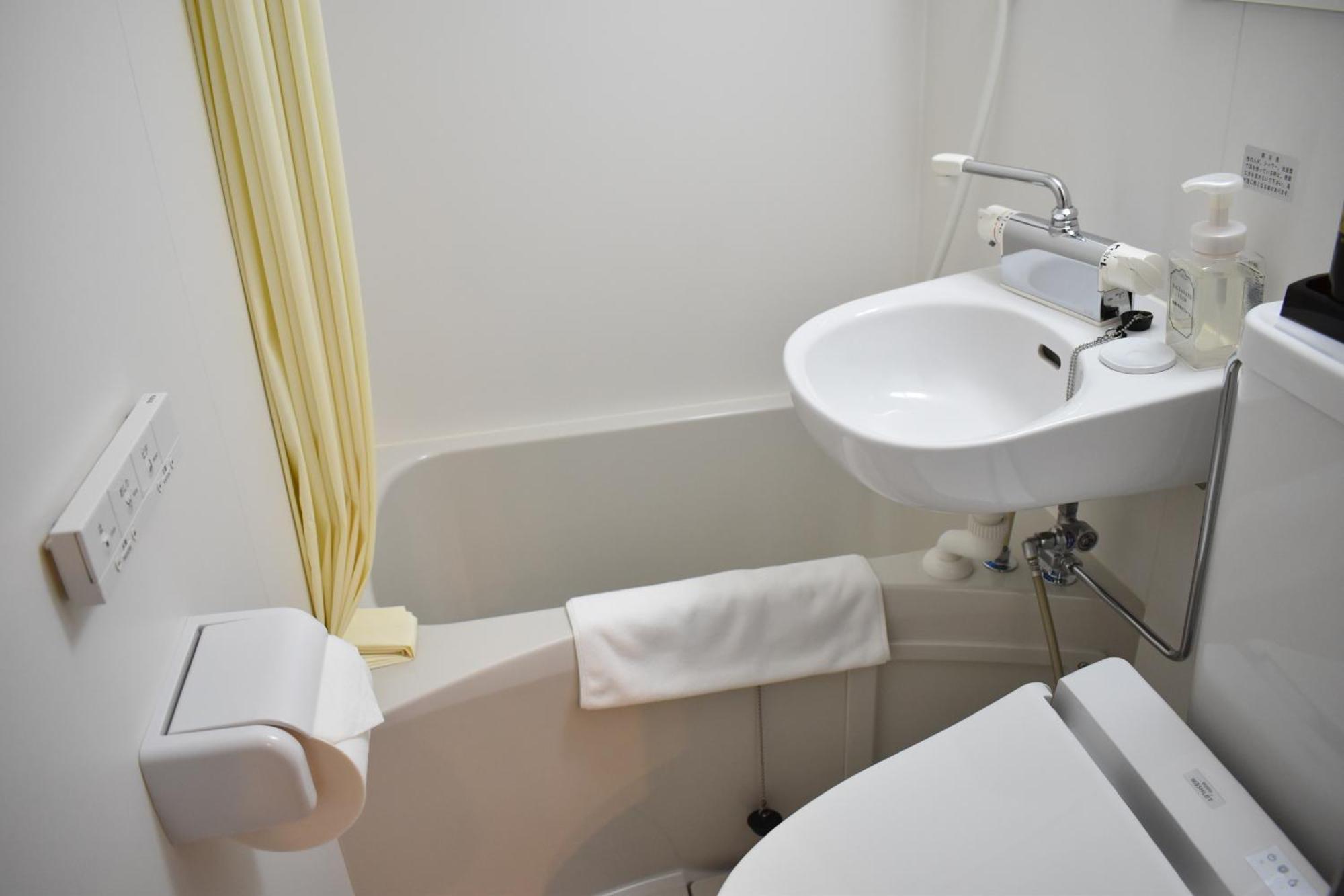 Hotel Shinsaibashi House Ōsaka Zimmer foto