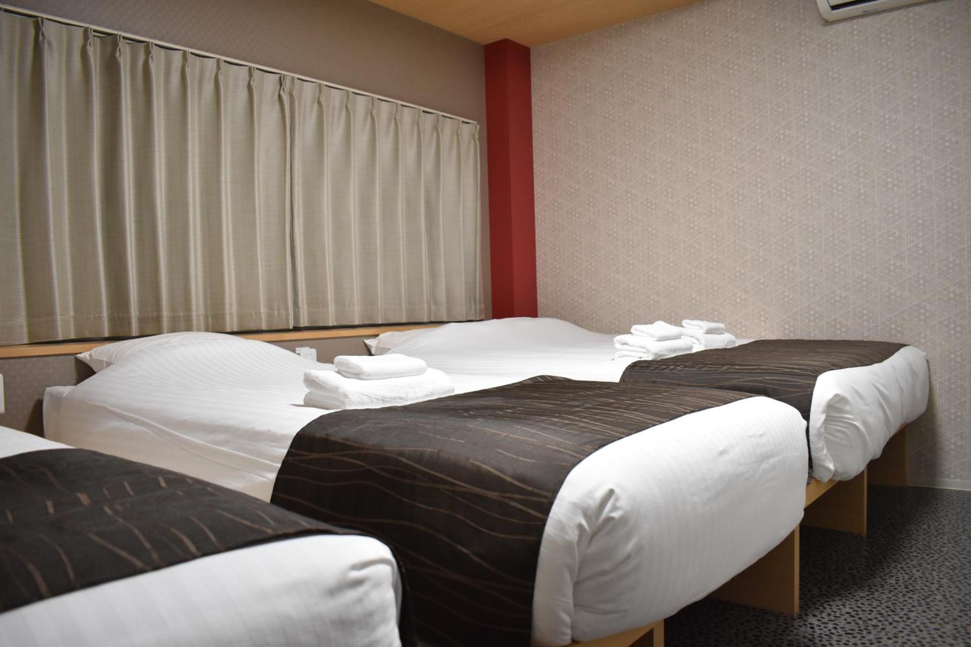 Hotel Shinsaibashi House Ōsaka Zimmer foto